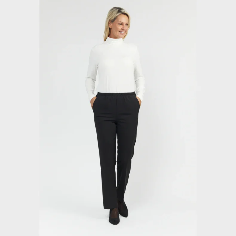 Brandtex W's Sofie Buks - Slim Fit, Black